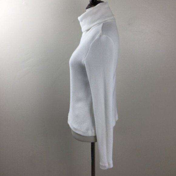 Club Monaco White Turtleneck s - Picture 4 of 9